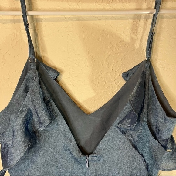 SUPERDOWN Jeanie Flutter Sleeve Dress in Dusty Blue - Picture 11 of 15